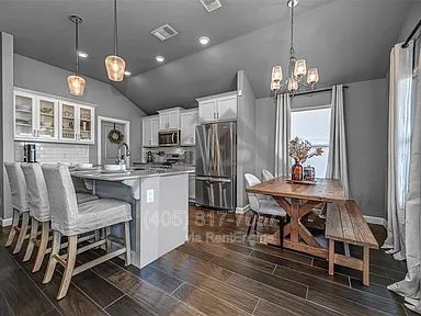 Charming Modern Living in Northbrooke property image