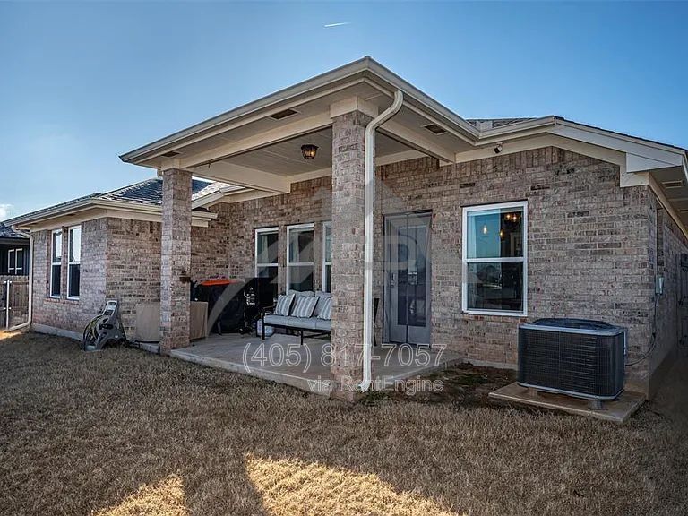 Charming Modern Living in Northbrooke property image